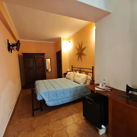Domu Delunas Bed and Breakfast 3*