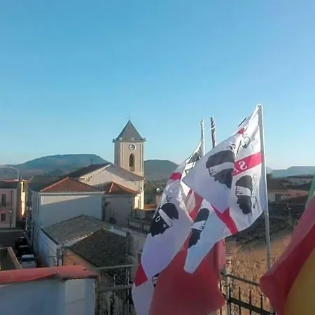 Domu Delunas Bed & Breakfast