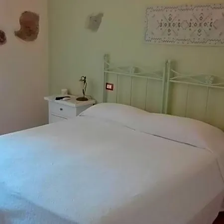 Domu Delunas Giba