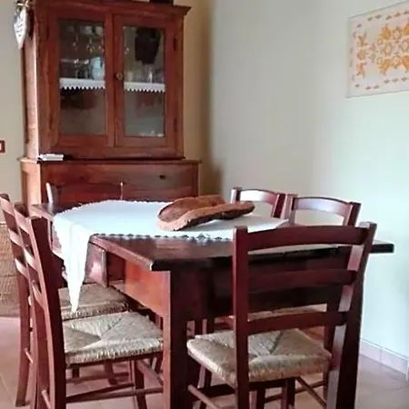 Domu Delunas Bed & Breakfast Giba