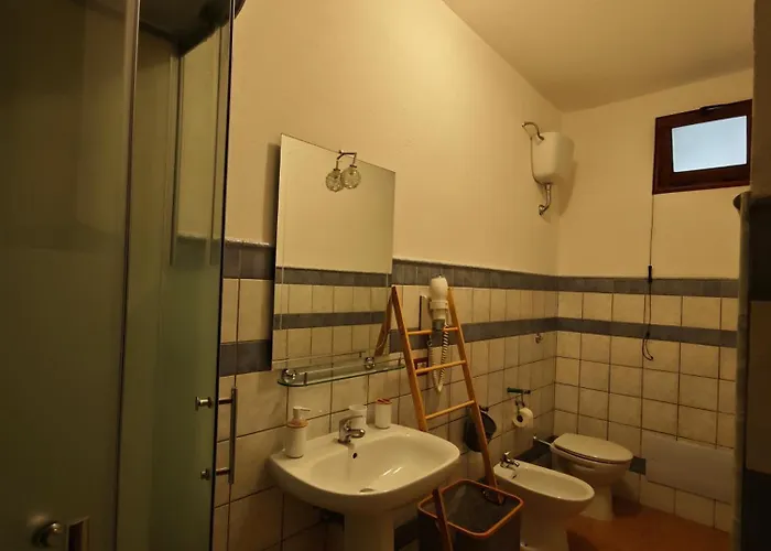 住宿加早餐酒店 Domu Delunas Giba